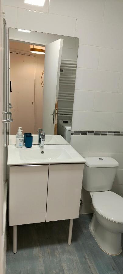 Perle Rare A 250M De La Plage ! Climatise Avec Parking, Balcon & Wifi Σαιντ-Μαξίμ Εξωτερικό φωτογραφία