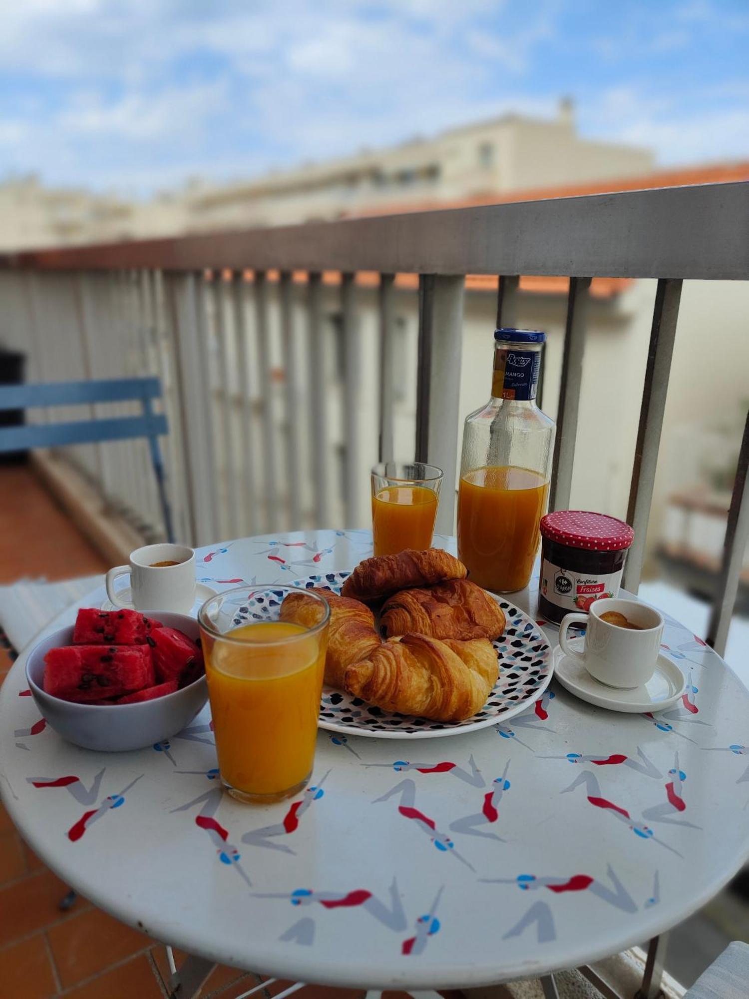 Perle Rare A 250M De La Plage ! Climatise Avec Parking, Balcon & Wifi Σαιντ-Μαξίμ Εξωτερικό φωτογραφία